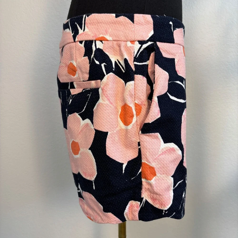 Anthropologie Georgie Scalloped Shorts Navy‎ Pink Floral High Rise Size 10